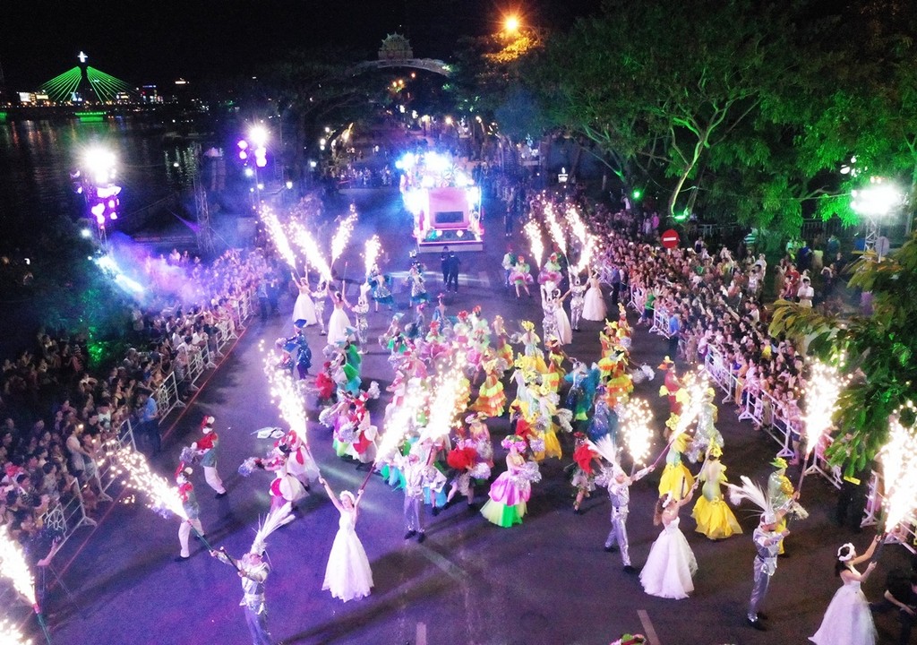 Lễ hội Carnival đường phố của DIFF 2019